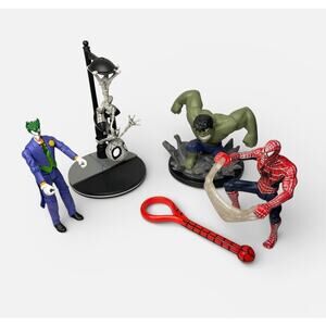 Marvel DC Figure Lot Spider-Man Hulk Joker Spider-Man Noir + Accessories